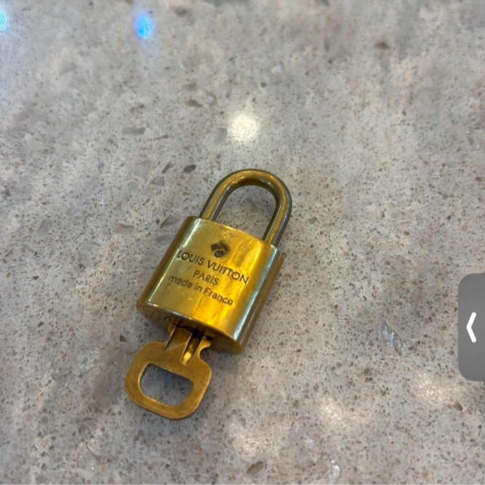 Louis Vuitton Lock and Key #343